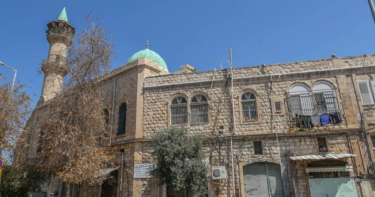 مسجد الاستقلال