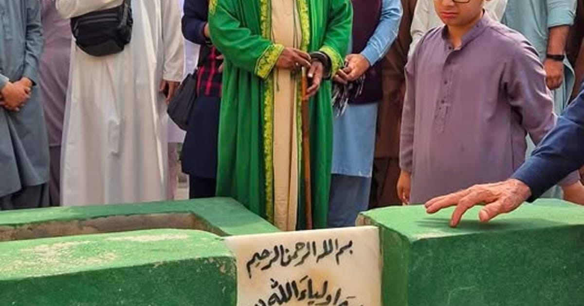 قبر علي الهيتي