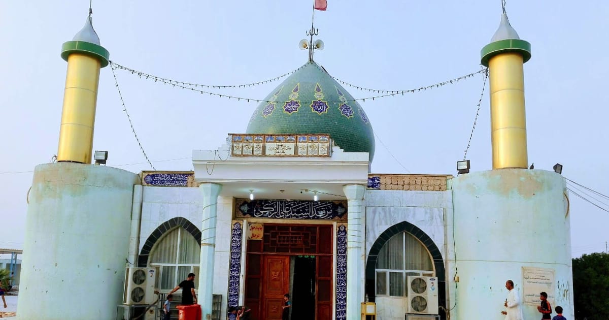 قبر علي الزكي