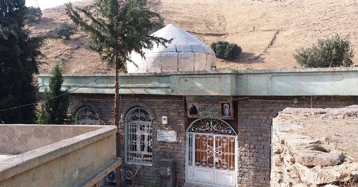 قبر علي حسام الدين النقشبندي
